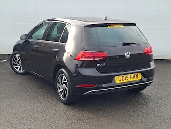 Used Volkswagen Golf 2019 for sale - 79420546: Photo