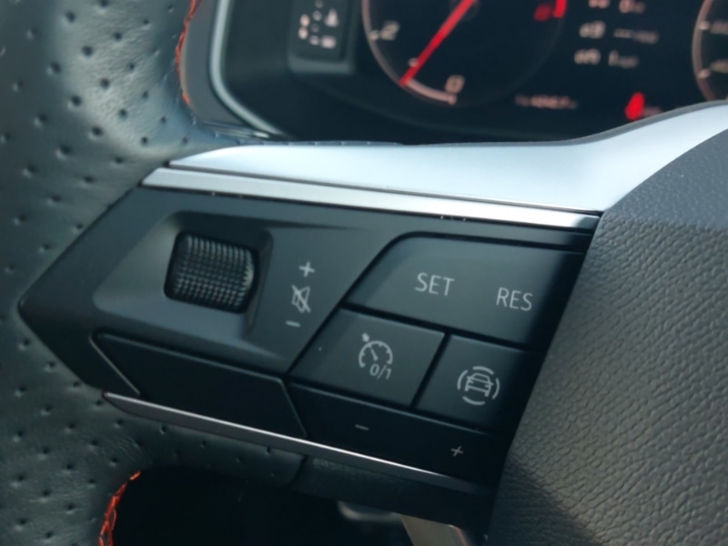 Used SEAT Arona 2024 for sale - 76959248: Photo 18