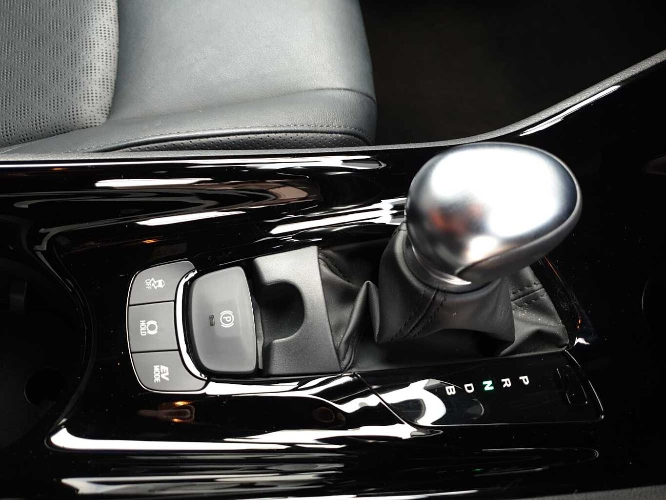 Used Toyota C-HR 2023 for sale - 78021473: Photo 8