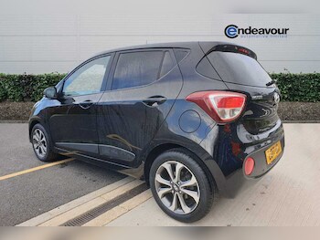 Used Hyundai i10 2017 for sale - 78152542: Photo