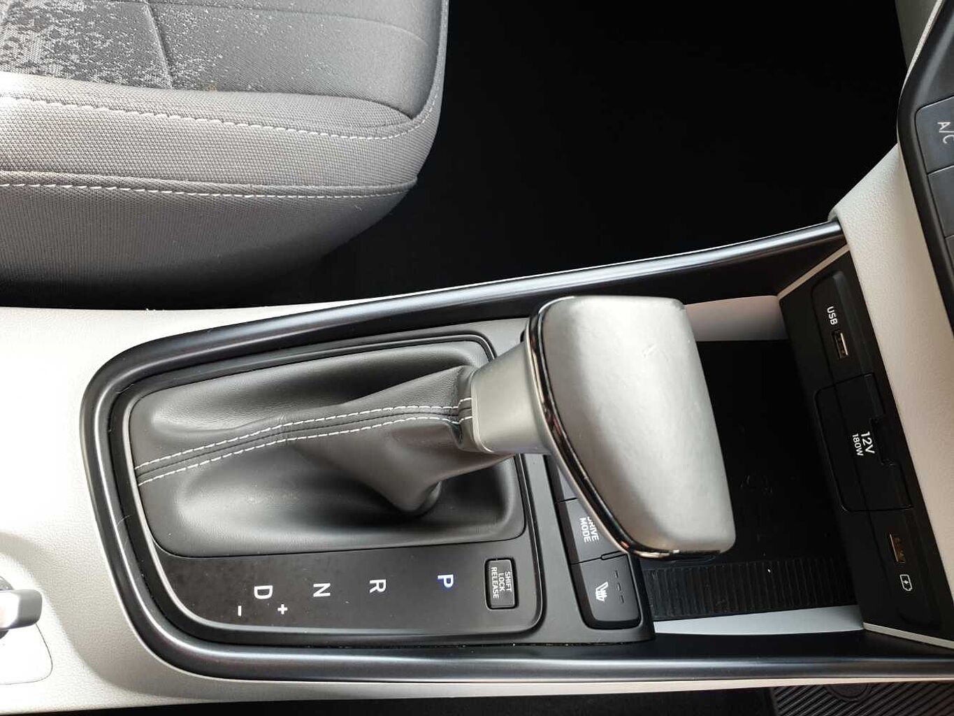 Used Hyundai BAYON 2022 for sale - 78021481: Photo 8