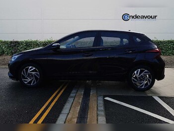 Used Hyundai i20 2024 for sale - 78021421: Photo