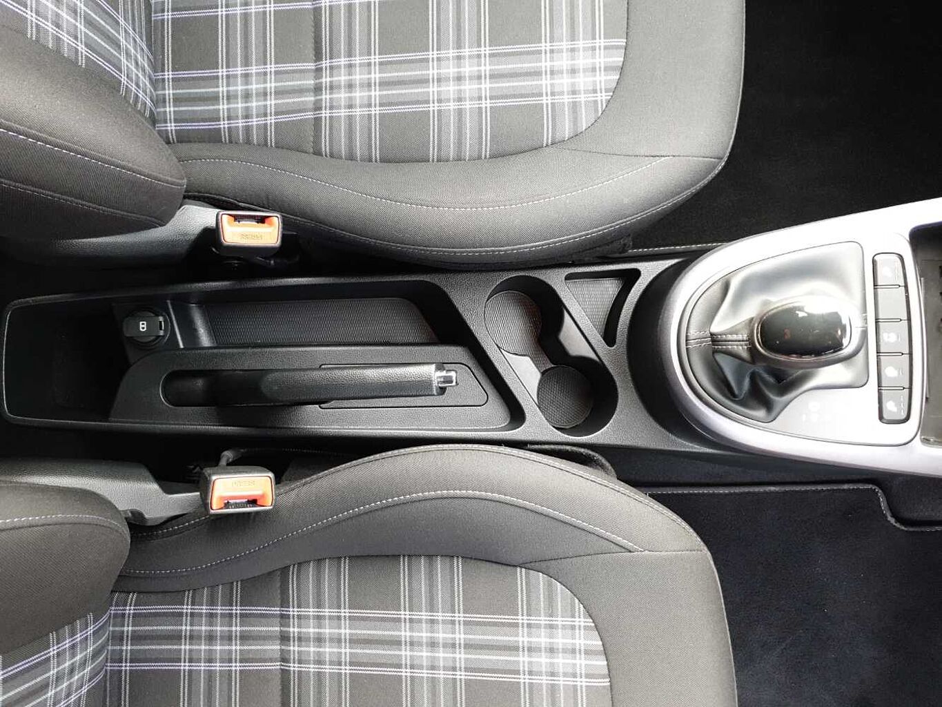 Used Hyundai i10 2024 for sale - 78021445: Photo 33