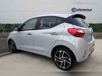 Used Hyundai i10 2024 for sale - 78021445: Photo