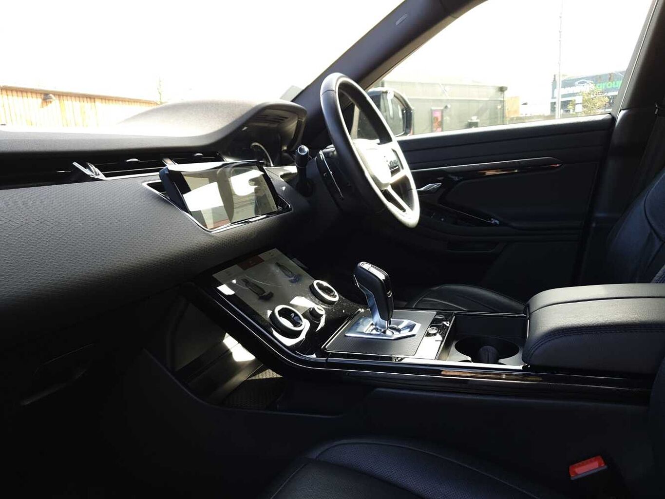 Used Land Rover Range Rover Evoque 2023 for sale - 78021484: Photo 2