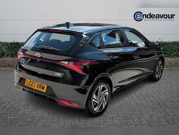 Used Hyundai i20 2022 for sale - 79445945: Photo