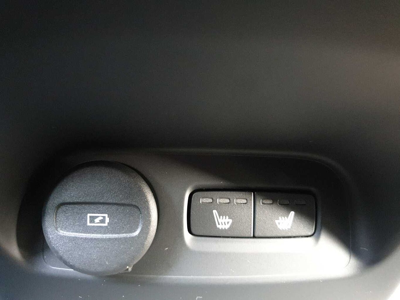 Used Volvo XC40 2024 for sale - 78021489: Photo 14