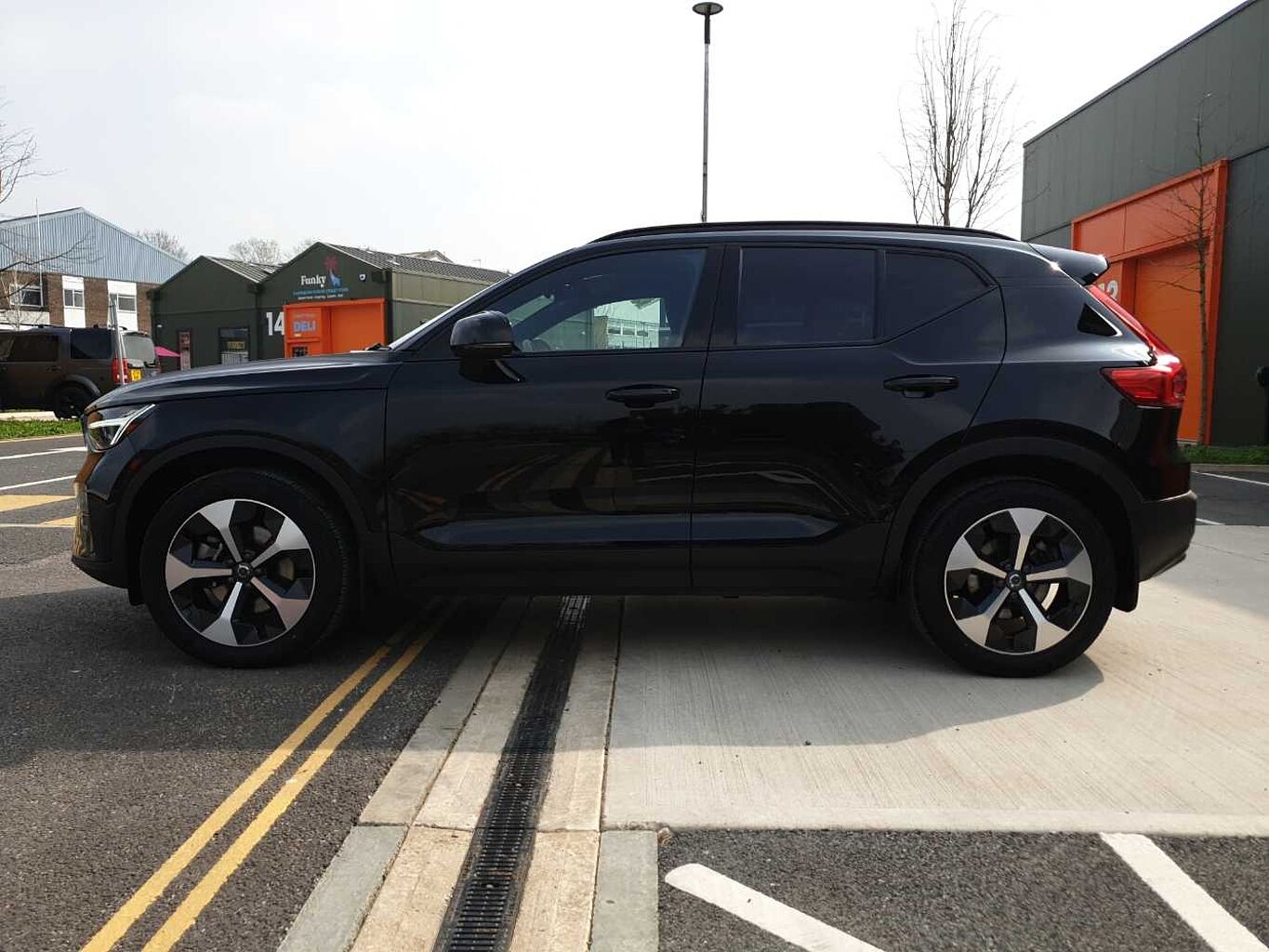 Used Volvo XC40 2024 for sale - 78021489: Photo 29