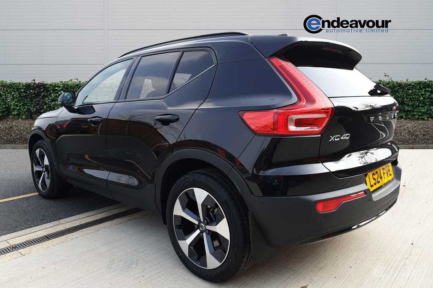 Used Volvo XC40 2024 for sale - 78021489: Photo 3