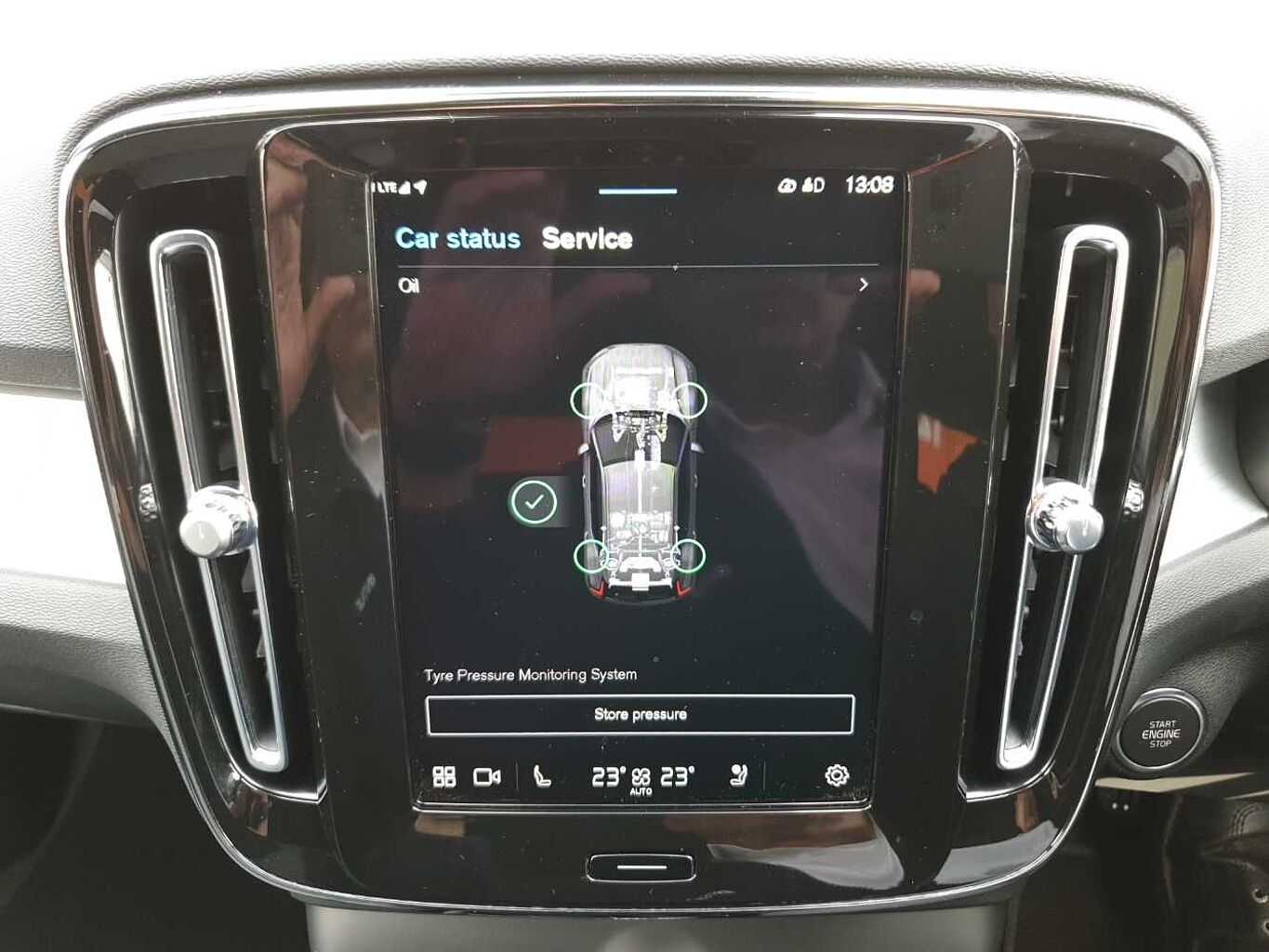 Used Volvo XC40 2024 for sale - 78021489: Photo 40