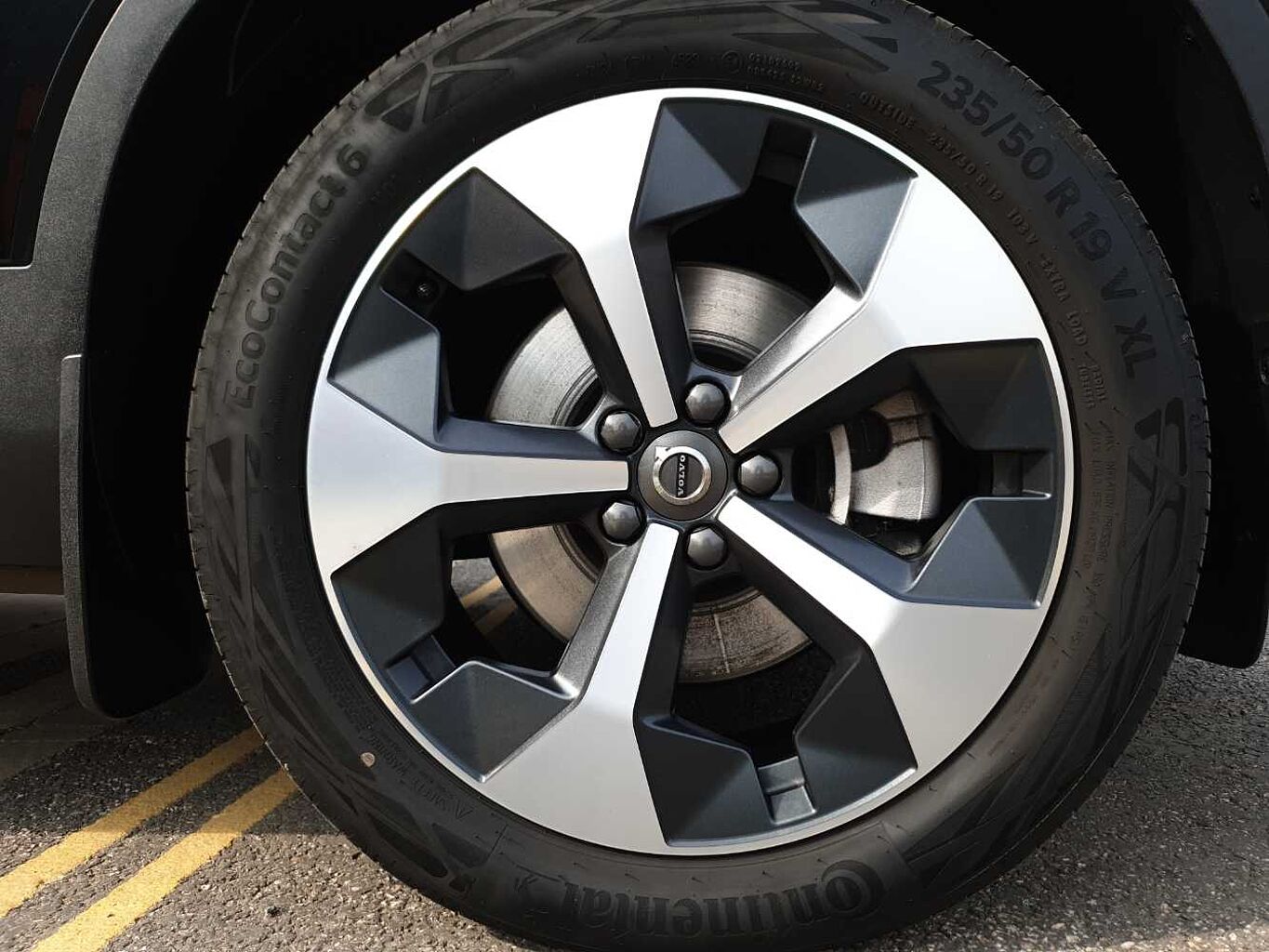 Used Volvo XC40 2024 for sale - 78021489: Photo 45