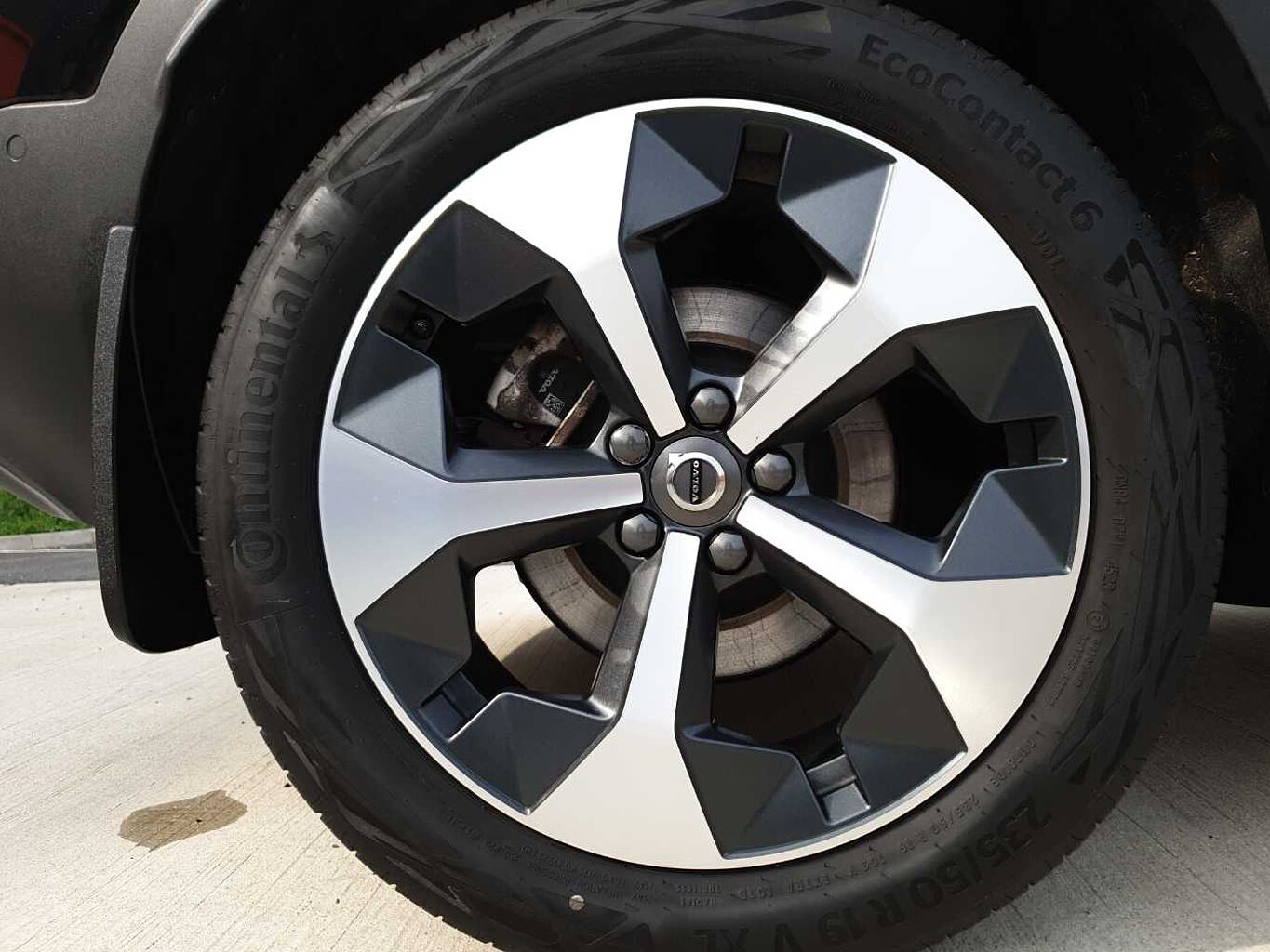 Used Volvo XC40 2024 for sale - 78021489: Photo 46