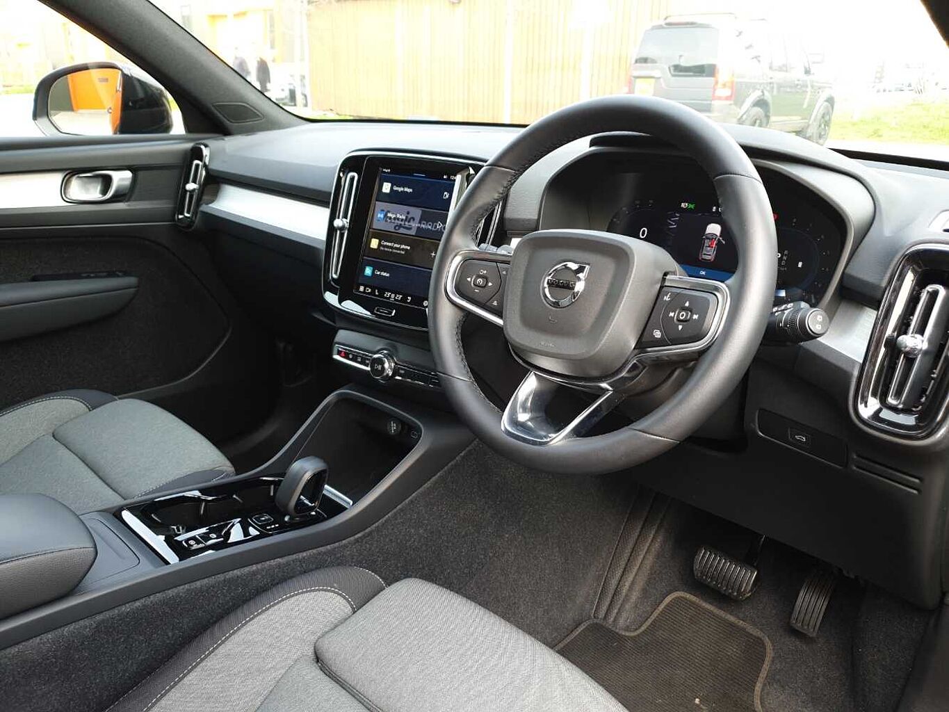 Used Volvo XC40 2024 for sale - 78021489: Photo 6