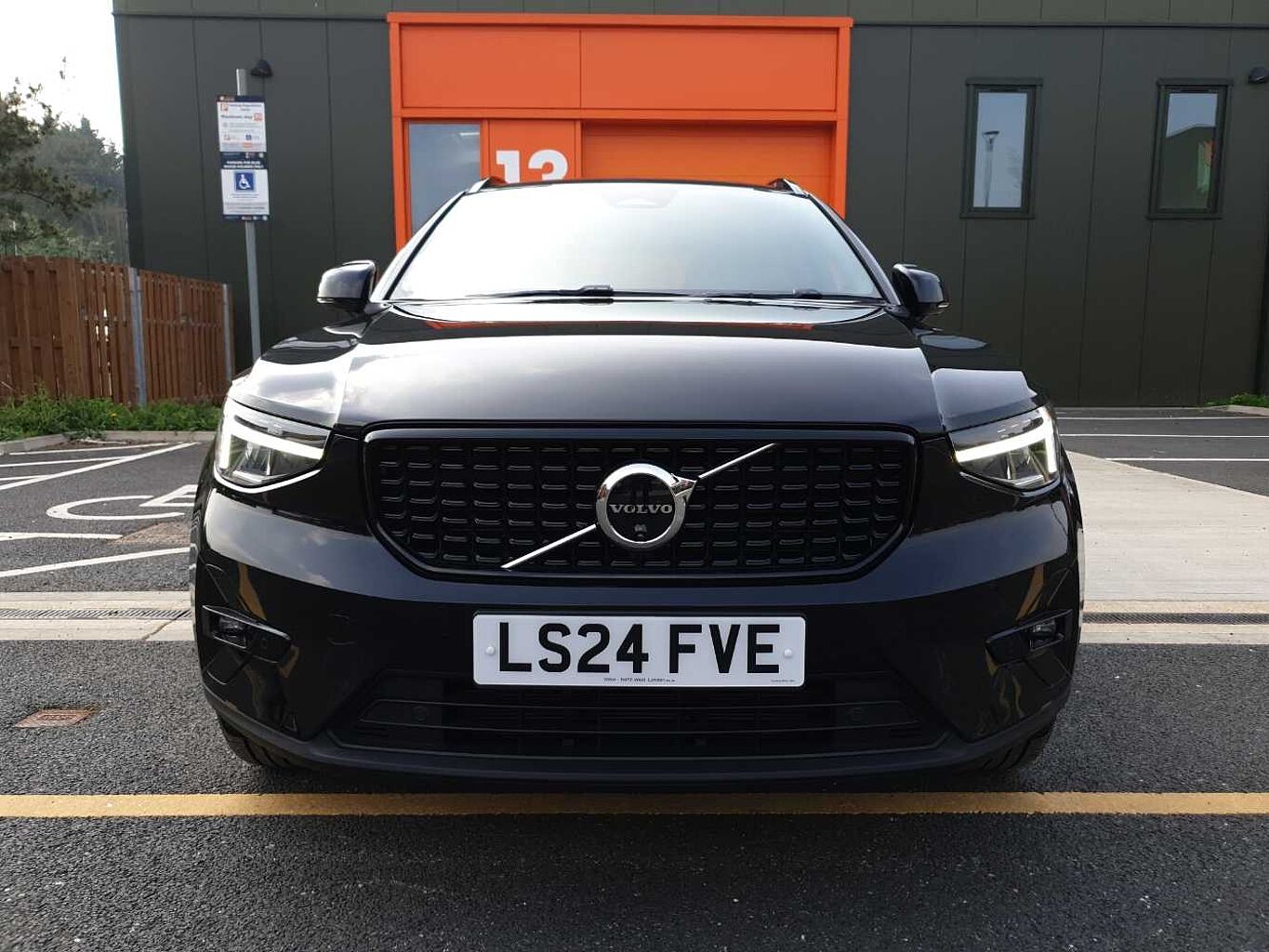 Used Volvo XC40 2024 for sale - 78021489: Photo 7