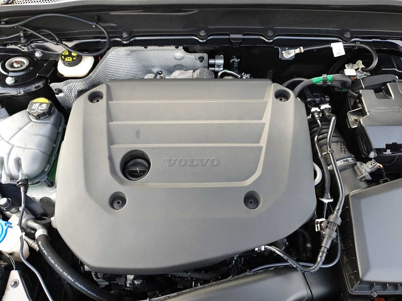 Used Volvo XC40 2024 for sale - 78021489: Photo 9