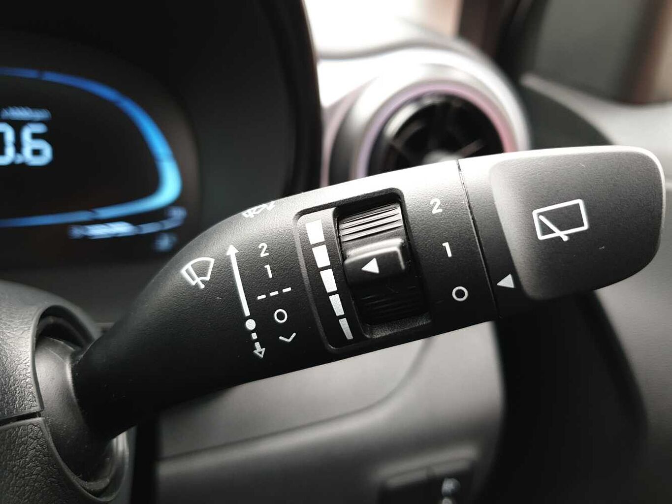 Used Hyundai i10 2023 for sale - 78021447: Photo 28