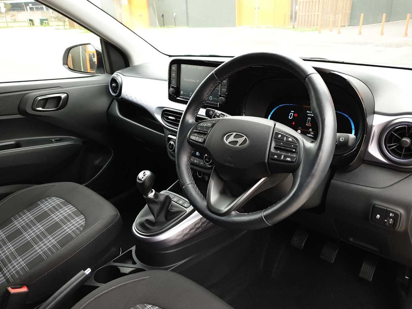 Used Hyundai i10 2023 for sale - 78021447: Photo 6