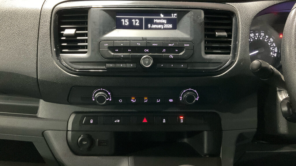 Used Vauxhall Vivaro 2019 for sale - 77138769: Photo 10