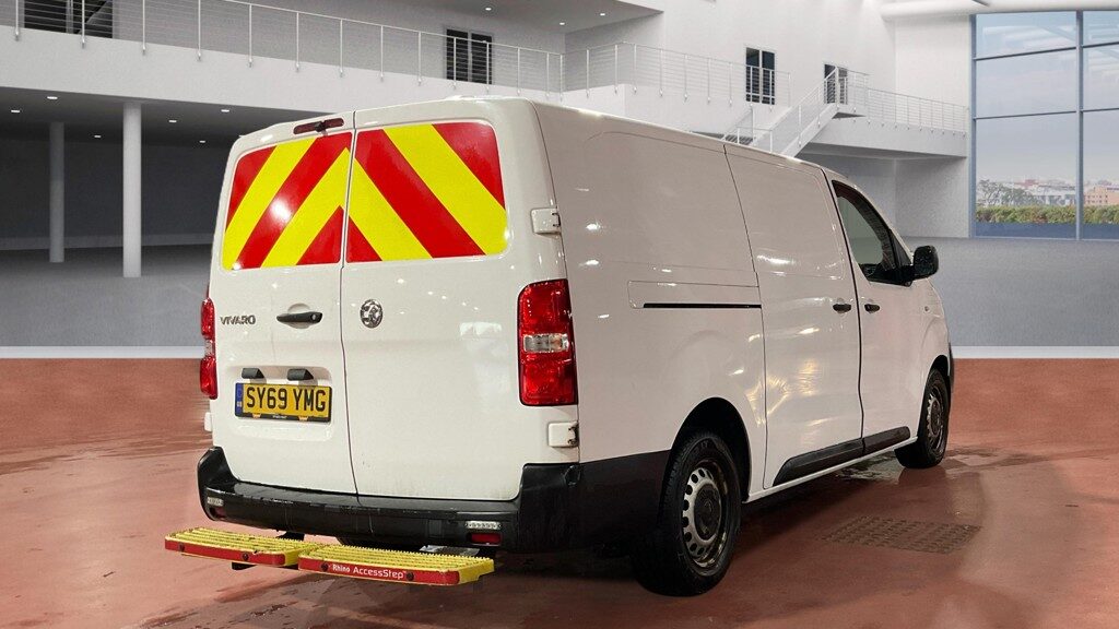 Used Vauxhall Vivaro 2019 for sale - 77138769: Photo 4