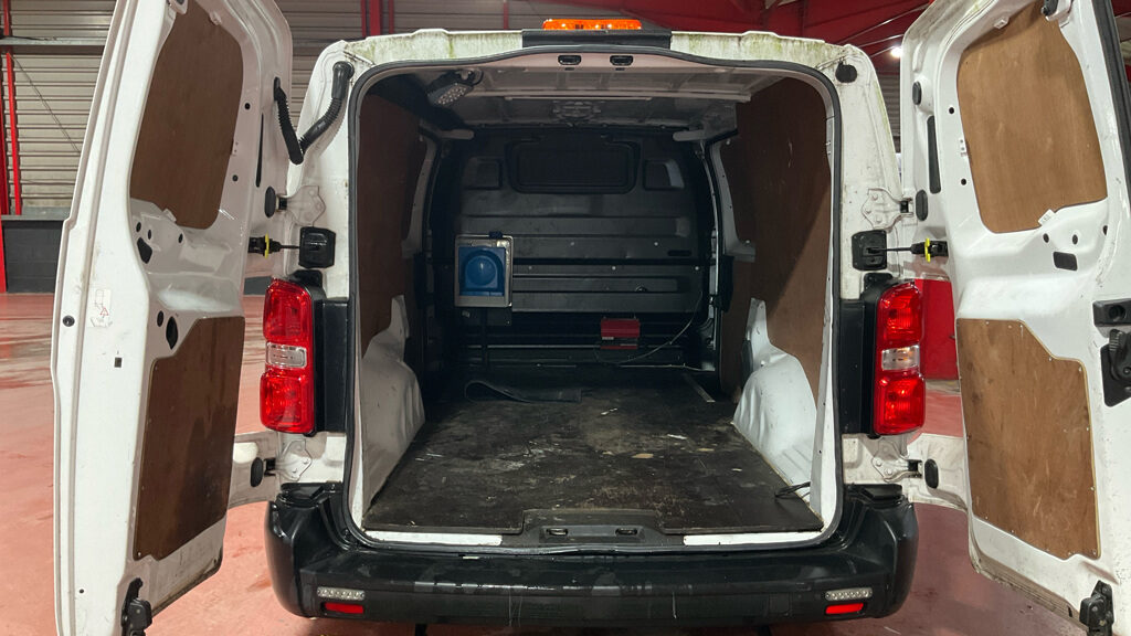 Used Vauxhall Vivaro 2019 for sale - 77138769: Photo 5