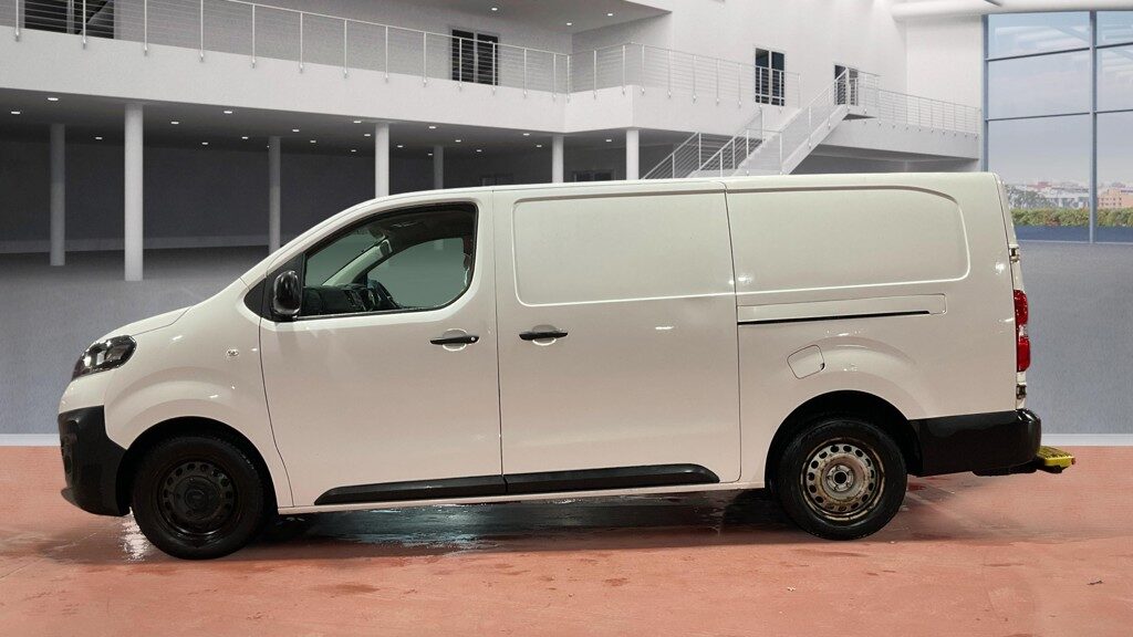 Used Vauxhall Vivaro 2019 for sale - 77138769: Photo 7