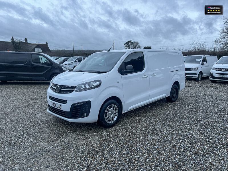 Used Vauxhall Vivaro 2022 for sale - 77042016: Photo 2