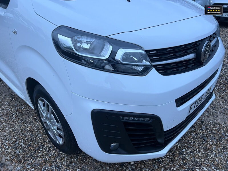 Used Vauxhall Vivaro 2022 for sale - 77042016: Photo 21