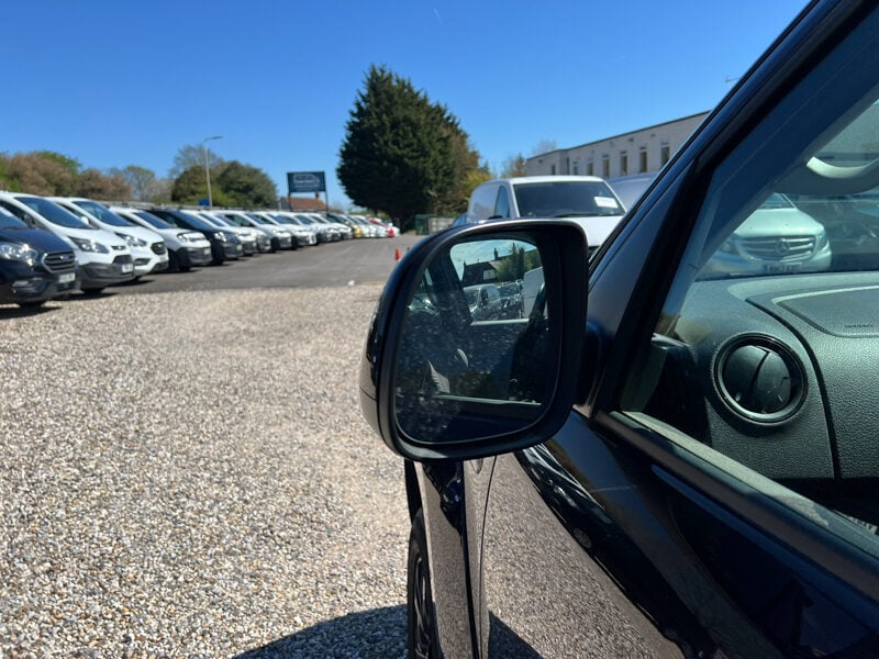 Used Volkswagen Amarok 2013 for sale - 78097924: Photo 17