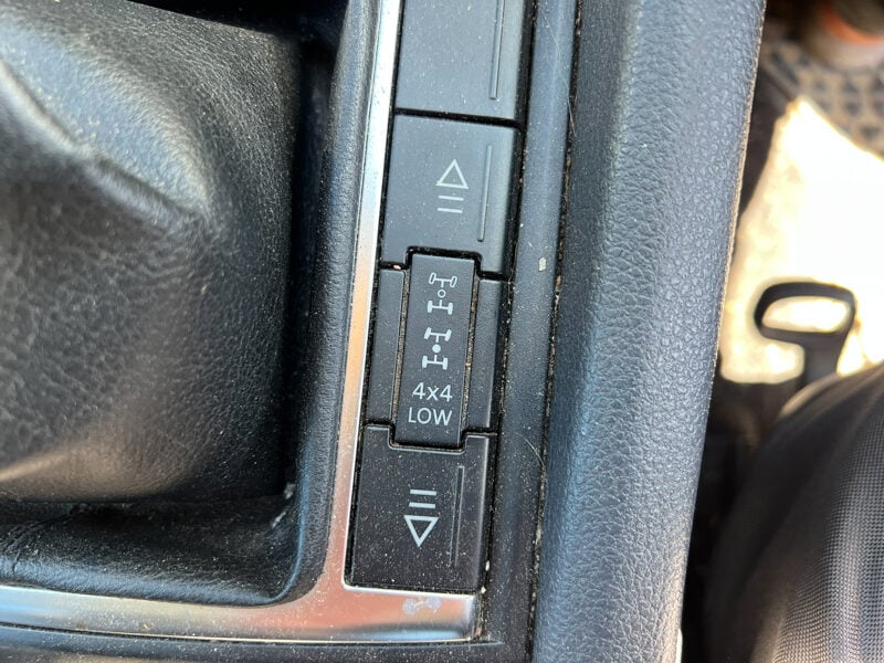 Used Volkswagen Amarok 2013 for sale - 78097924: Photo 30