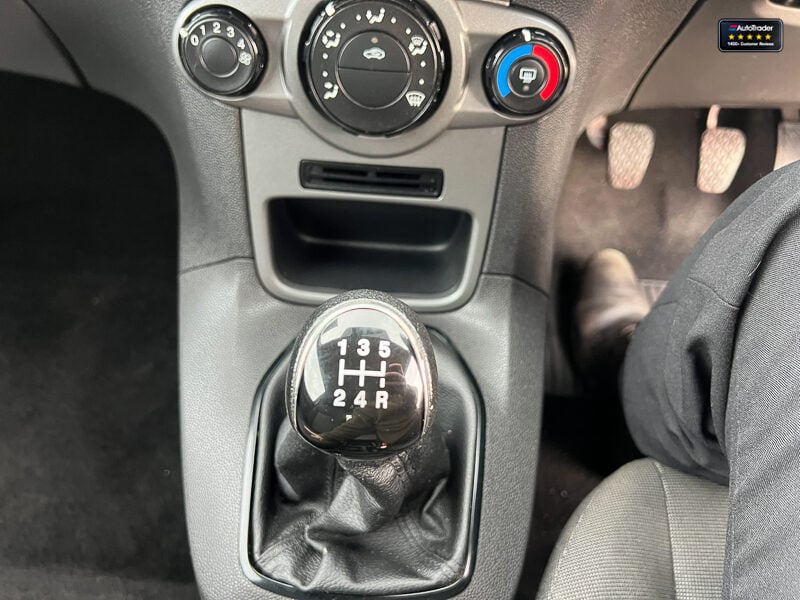 Used Ford Fiesta 2016 for sale - 77041808: Photo 37