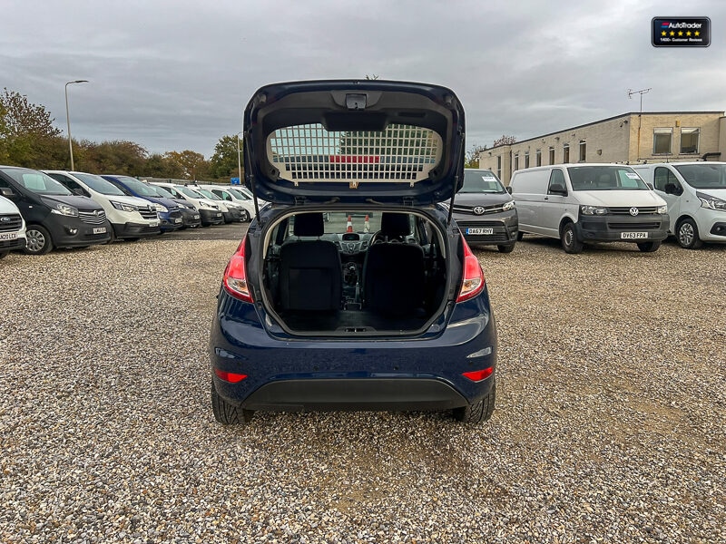 Used Ford Fiesta 2016 for sale - 77041808: Photo 8