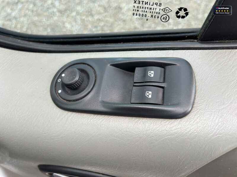 Used Vauxhall Vivaro 2009 for sale - 77041829: Photo 27