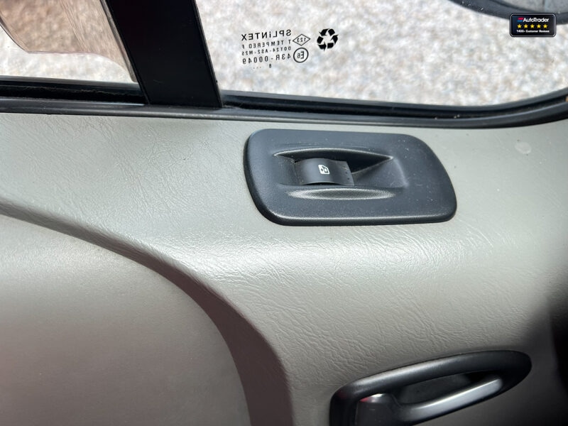 Used Vauxhall Vivaro 2009 for sale - 77041829: Photo 36