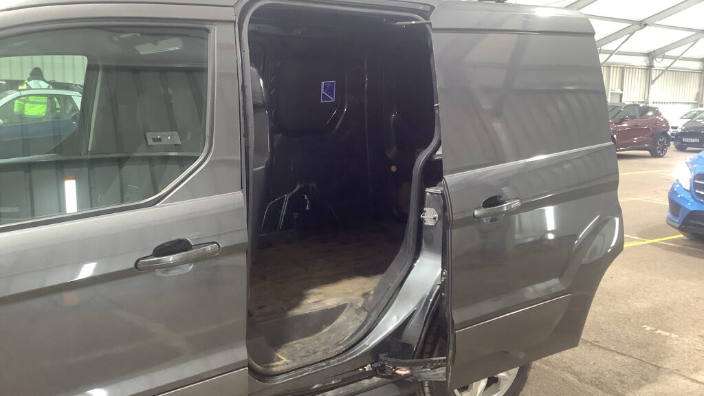 Used Ford Transit 2018 for sale - 77138761: Photo 8