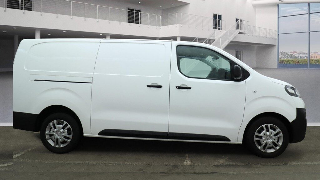 Used Vauxhall Vivaro 2021 for sale - 77363352: Photo 3