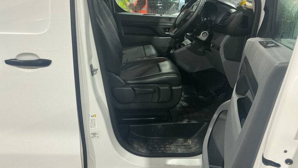 Used Vauxhall Vivaro 2021 for sale - 77363352: Photo 9