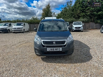 Used Peugeot Partner 2018 for sale - 75804186: Photo