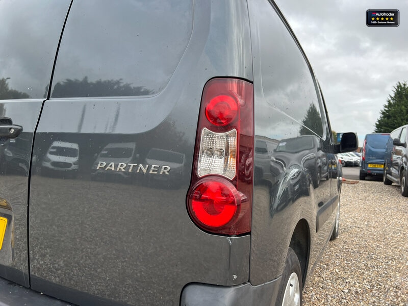 Used Peugeot Partner 2018 for sale - 77041724: Photo 19