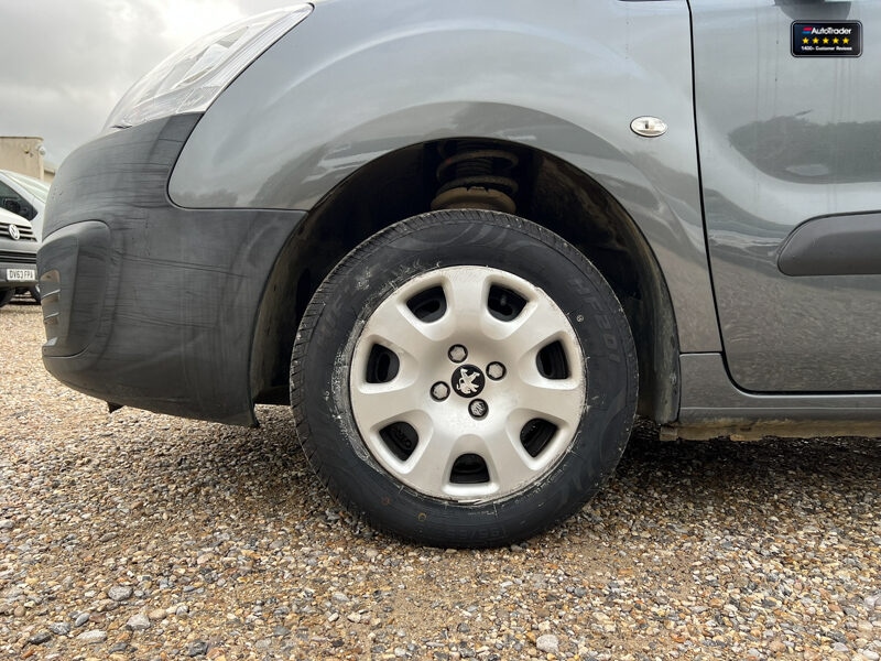 Used Peugeot Partner 2018 for sale - 77041724: Photo 22