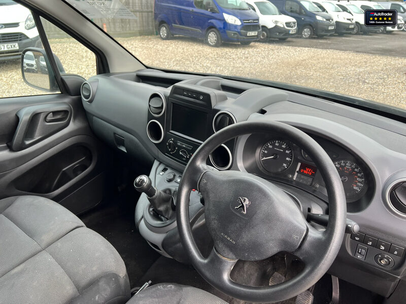 Used Peugeot Partner 2018 for sale - 77041724: Photo 26