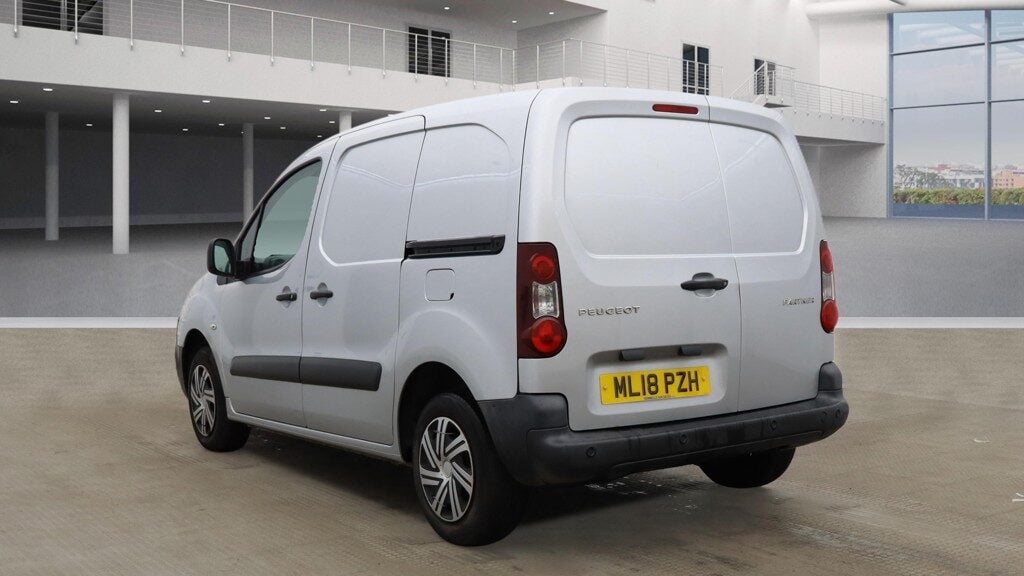Used Peugeot Partner 2018 for sale - 77915586: Photo 6