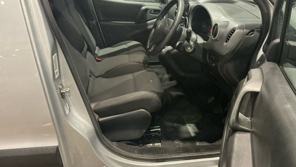 Used Peugeot Partner 2018 for sale - 77915586: Photo 9