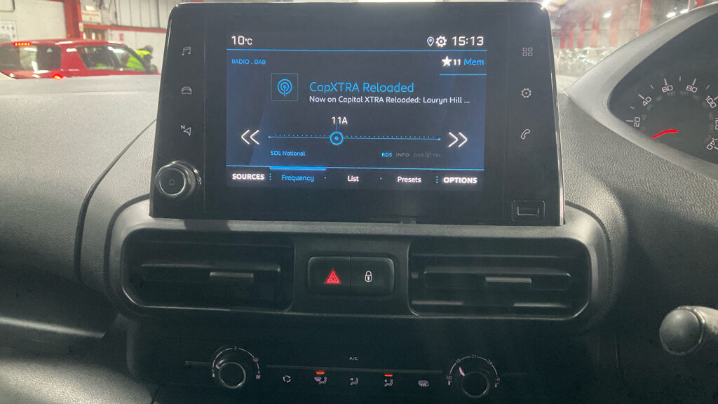 Used Peugeot Partner 2019 for sale - 77758794: Photo 11