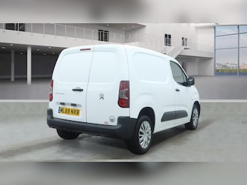 Used Peugeot Partner 2019 for sale - 77758794: Photo