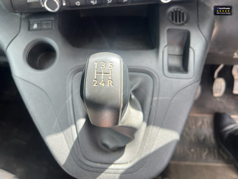 Vehicle 33