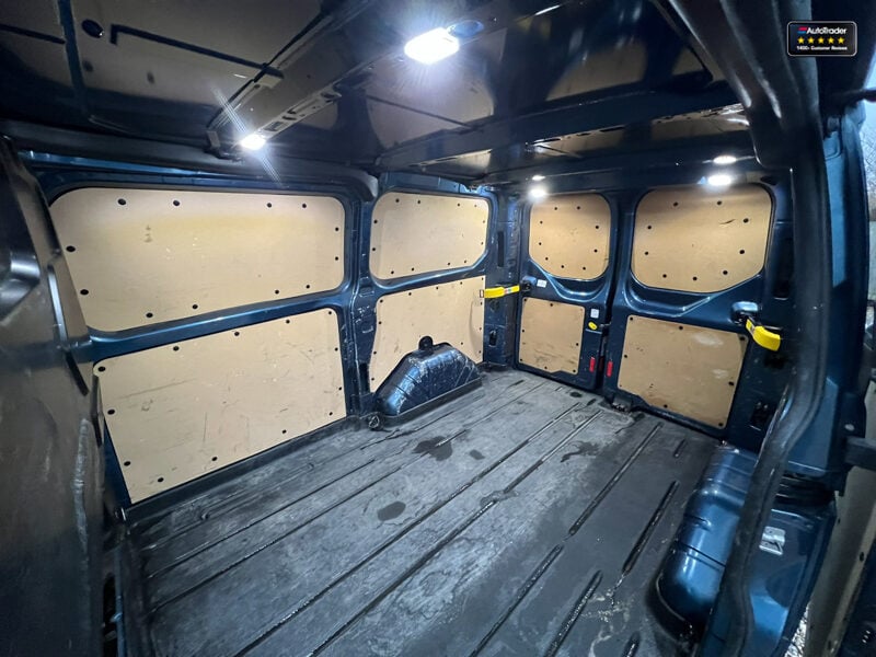 Used Ford Transit Custom 2019 for sale - 77042080: Photo 10