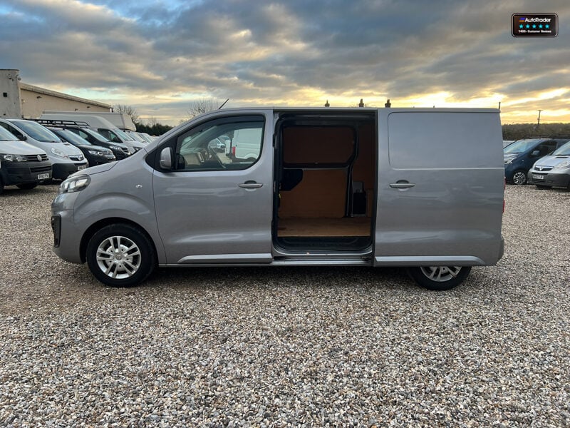 Used Vauxhall Vivaro 2021 for sale - 77041856: Photo 10
