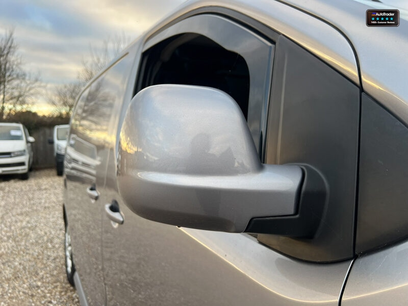 Used Vauxhall Vivaro 2021 for sale - 77041856: Photo 15