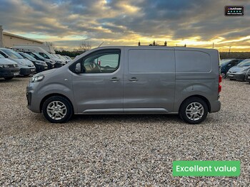 Used Vauxhall Vivaro 2021 for sale - 77041856: Photo