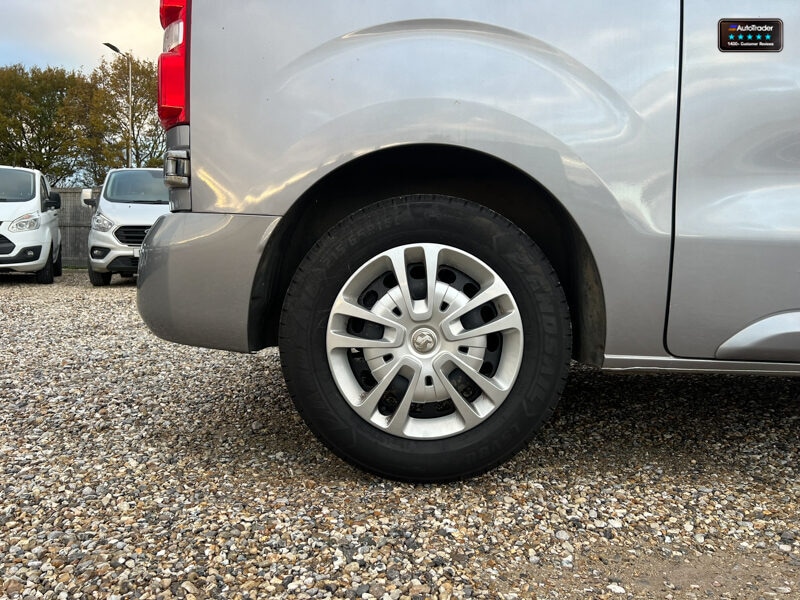 Used Vauxhall Vivaro 2021 for sale - 77041856: Photo 20